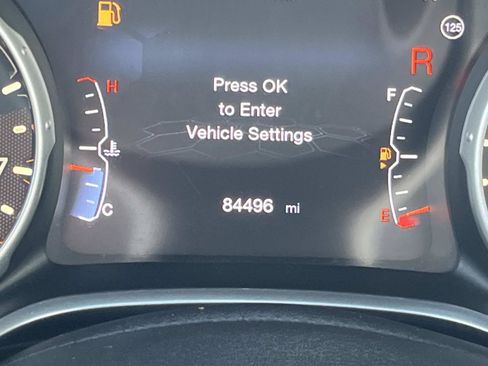 Used 2018 Jeep Compass Limited w/ Navigation Group AWD/4WD image 36