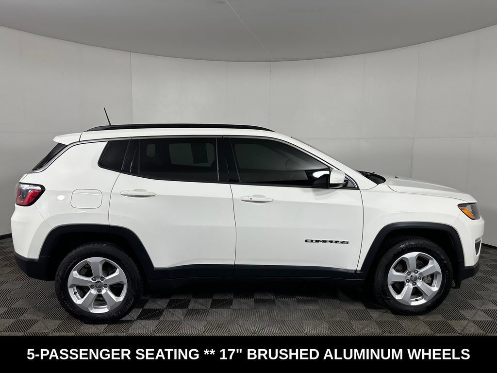 Used 2020 Jeep Compass Latitude AWD/4WD image 6