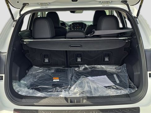 New 2025 Subaru Crosstrek 2.5i Limited w/ Popular Package #3A image 8