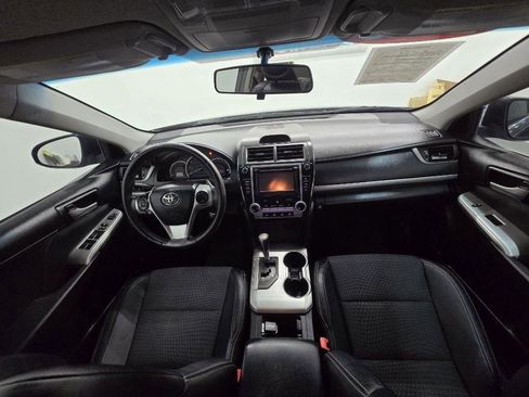 Used 2013 Toyota Camry SE FWD image 17