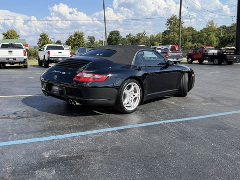 Used 2008 Porsche 911 Carrera S RWD image 3