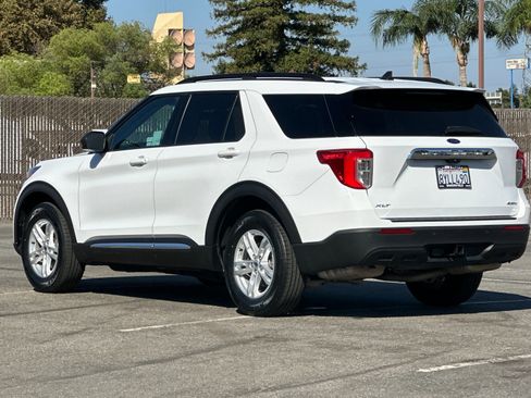 Certified 2022 Ford Explorer XLT w/ Class IV Trailer Tow Package image 6