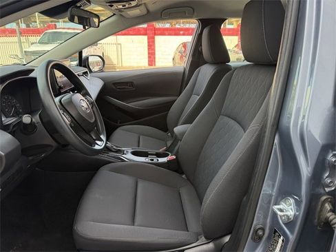 Used 2024 Toyota Corolla LE image 25