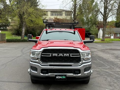 Used 2021 RAM 3500 Tradesman w/ Chrome Appearance Group image 8