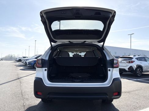 Certified 2025 Subaru Outback Premium image 11