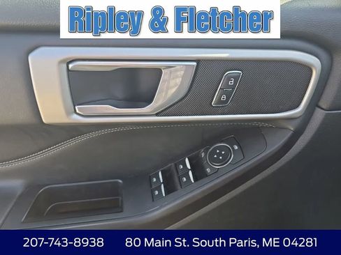Used 2020 Ford Explorer XLT w/ Equipment Group 202A AWD/4WD image 18