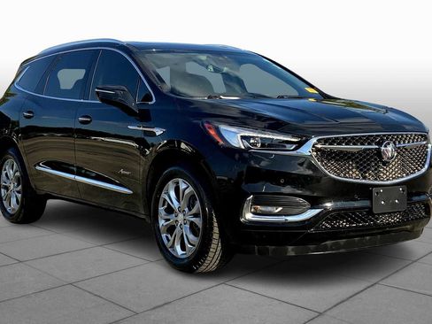 Used 2021 Buick Enclave Avenir image 2