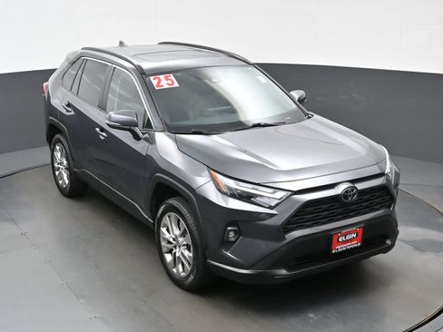 Used 2025 Toyota RAV4 XLE Premium w/ Weather Package AWD/4WD image 36