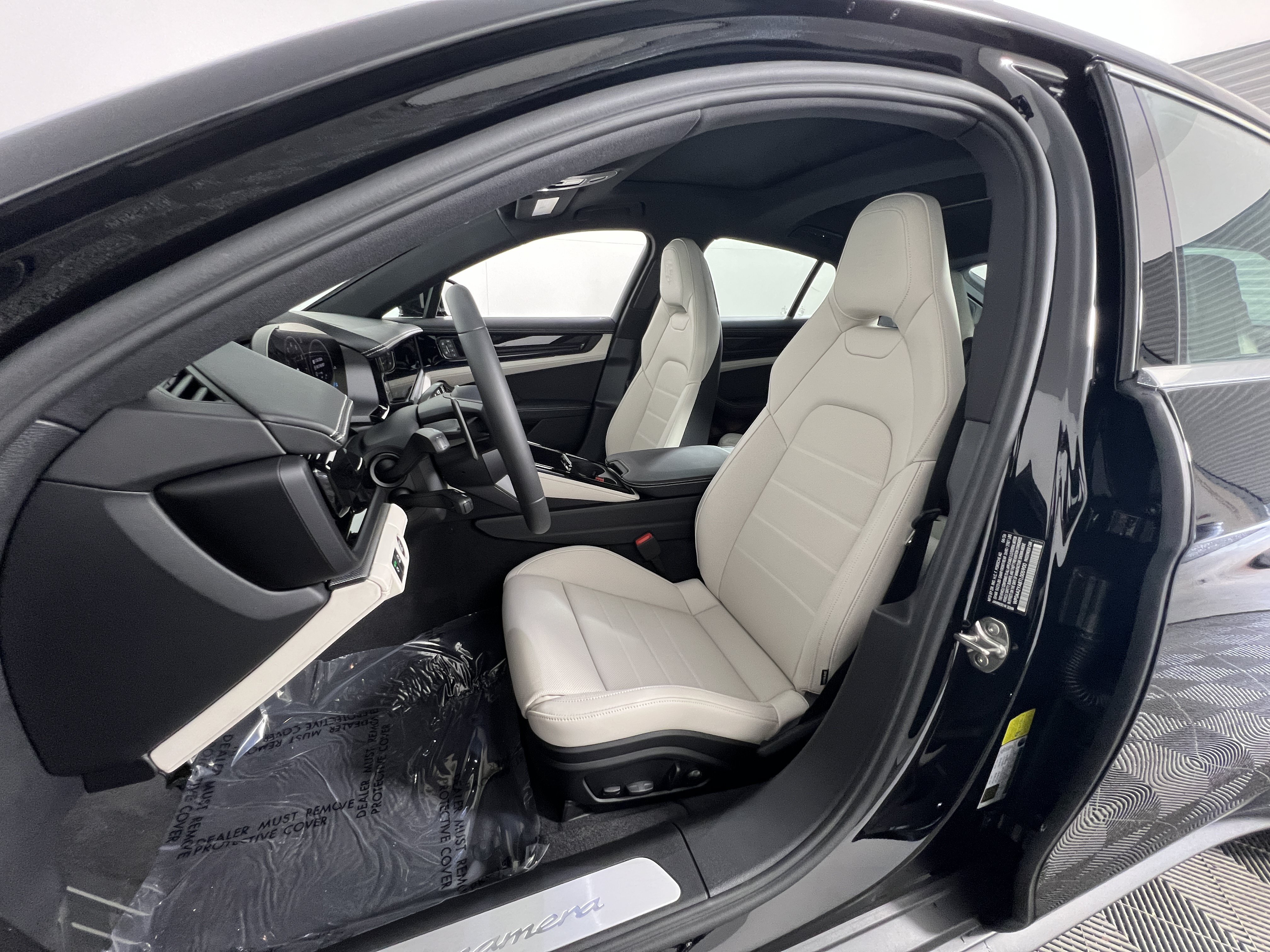 New 2026 Porsche Panamera RWD image 5