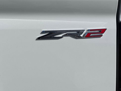 Used 2022 Chevrolet Colorado ZR2 image 35