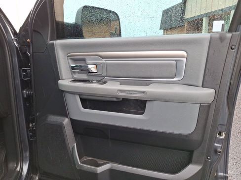 Used 2015 RAM 3500 SLT w/ Luxury Group image 22