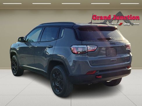 Used 2024 Jeep Compass Trailhawk image 5