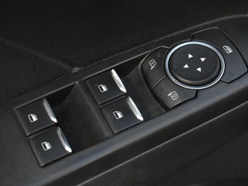 Used 2021 Ford Escape SE w/ SE Sport Appearance Package AWD/4WD image 12