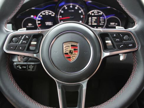 Used 2019 Porsche Cayenne AWD/4WD image 14