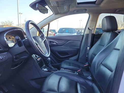 Used 2019 Buick Encore Essence image 16