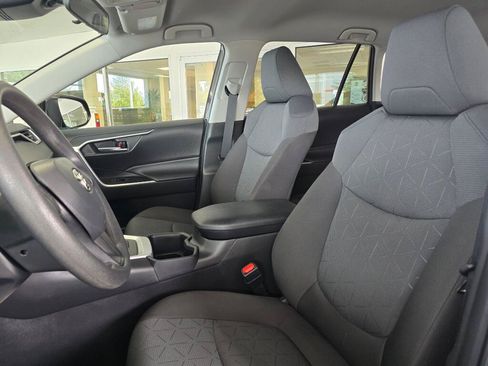 Certified 2025 Toyota RAV4 XLE AWD/4WD image 19