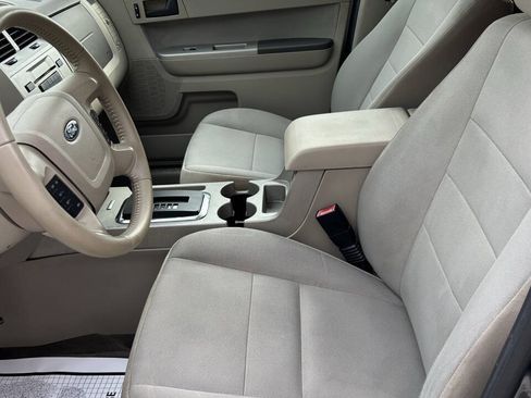 Used 2012 Ford Escape XLT AWD/4WD image 13