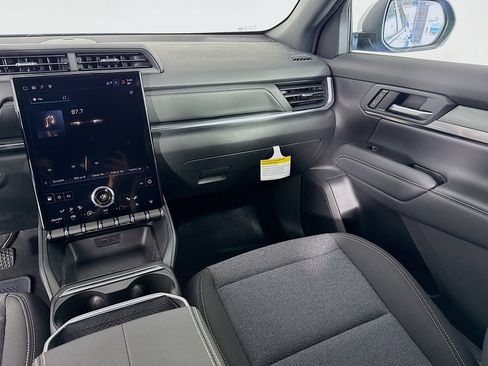 New 2025 GMC Terrain Elevation image 24