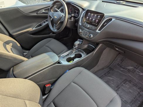 Certified 2024 Chevrolet Malibu LT FWD image 38