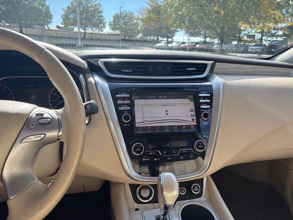 Used 2015 Nissan Murano Platinum w/ Platinum Technology Package AWD/4WD image 13