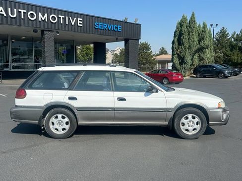 Used 2003 Subaru Outback Wagon AWD/4WD image 2