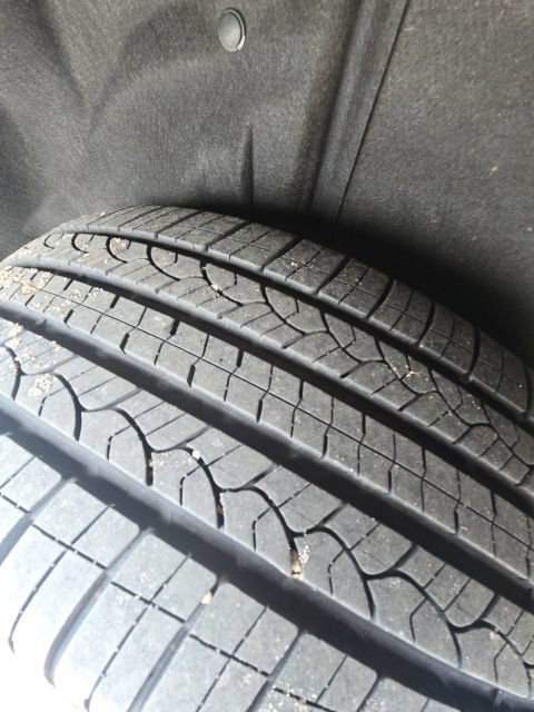 Used 2023 Buick Enclave Essence w/ LPO, Floor Liner Package FWD image 10