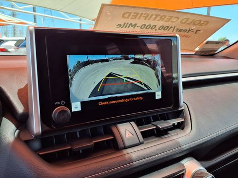 Certified 2025 Toyota RAV4 XLE FWD image 23