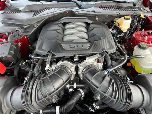 Used 2024 Ford Mustang GT Premium RWD image 8