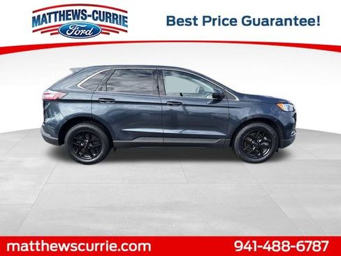 Certified 2024 Ford Edge SEL w/ Convenience Package image 3