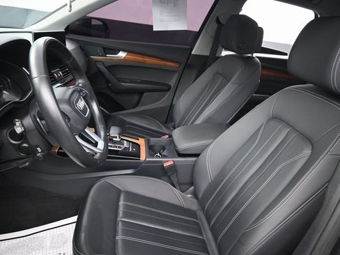 Used 2023 Audi Q5 2.0T Premium image 25