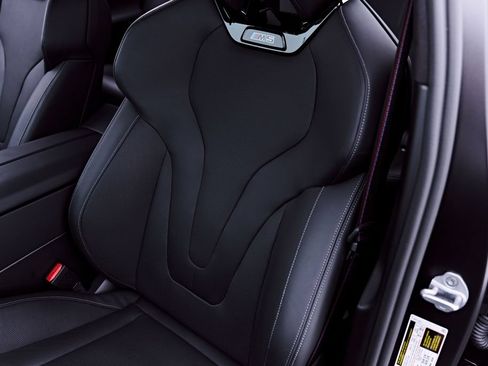 Used 2026 BMW M5 Touring AWD/4WD image 72