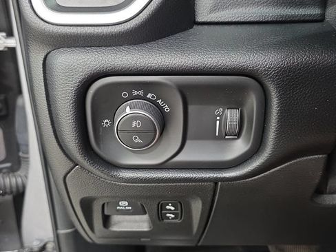 Used 2020 RAM 1500 Big Horn AWD/4WD image 26