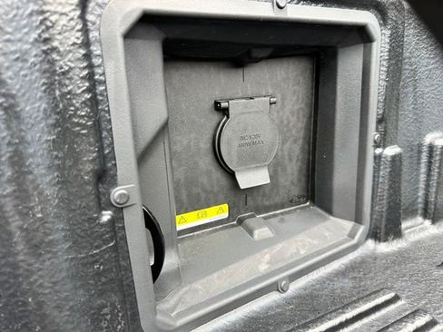 Used 2023 Ford F150 XLT w/ Equipment Group 302A High image 7