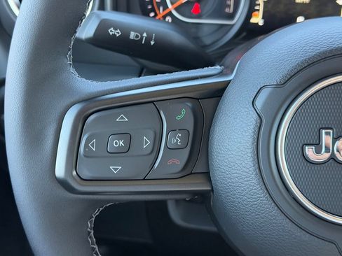 New 2026 Jeep Gladiator Sport AWD/4WD image 17