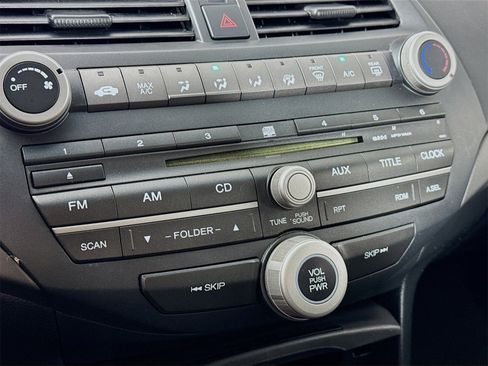 Used 2010 Honda Accord LX-P image 12