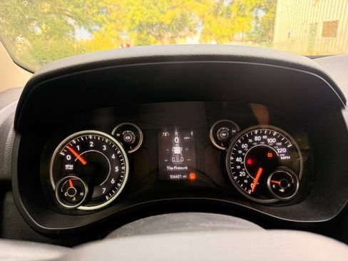 Used 2019 RAM 1500 Tradesman RWD image 19