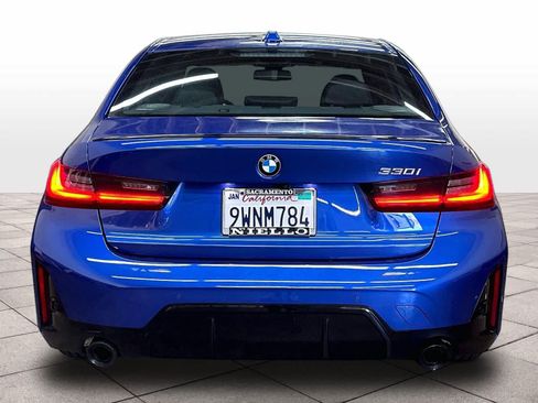 Used 2026 BMW 330i Sedan w/ M Sport Package RWD image 7