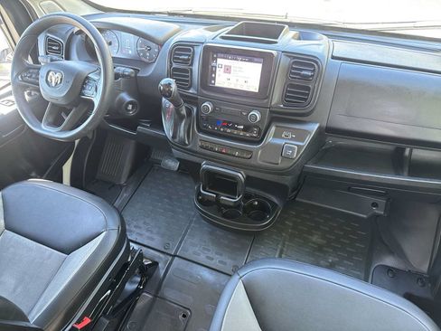 Used 2025 RAM ProMaster 3500 w/ Convenience Group FWD image 13