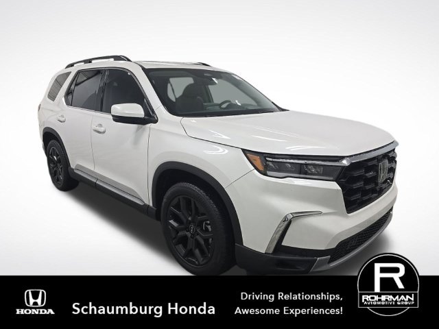Used 2025 Honda Pilot Touring image 6