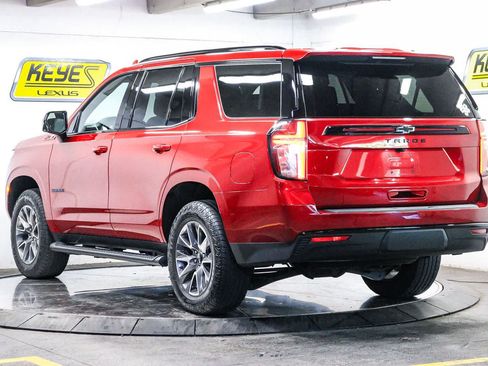 Used 2024 Chevrolet Tahoe Z71 w/ Luxury Package AWD/4WD image 2