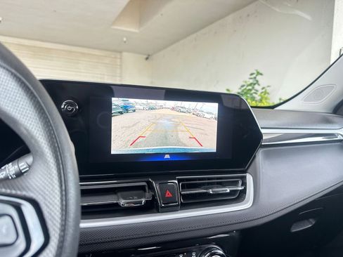 Used 2025 Chevrolet TrailBlazer LT image 17