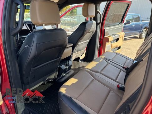 Used 2023 Ford F350 Lariat w/ Tow Technology Package image 12