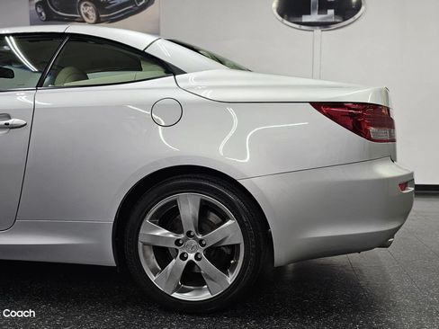 Used 2011 Lexus IS 250C RWD image 23