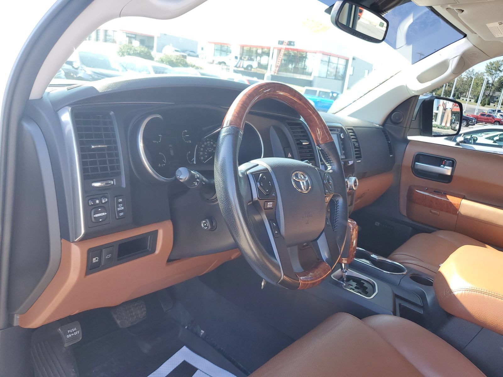 Used 2019 Toyota Sequoia Platinum AWD/4WD image 20