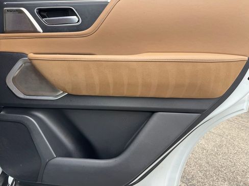 Used 2025 INFINITI QX80 Sensory image 29