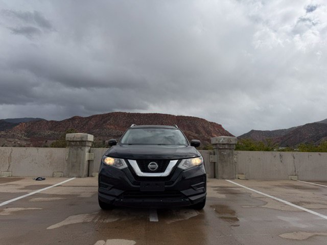 Used 2019 Nissan Rogue SV FWD image 5