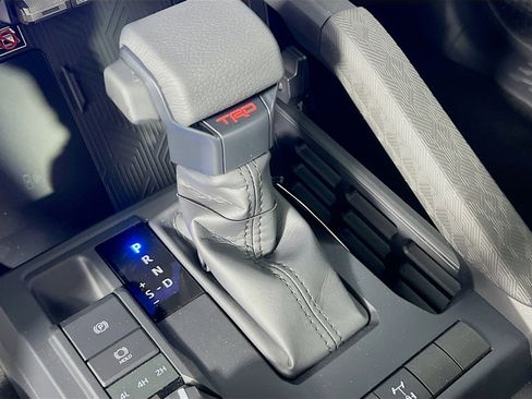 New 2025 Toyota Tacoma TRD Off-Road image 25