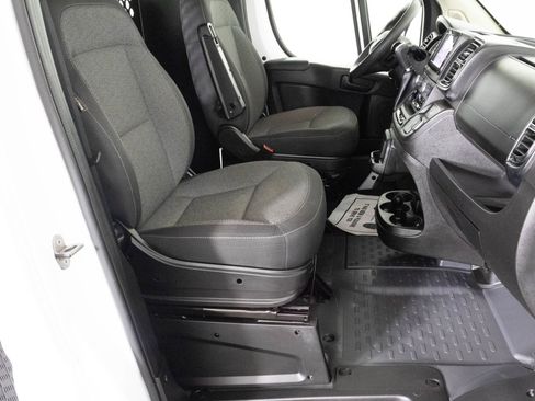 Used 2023 RAM ProMaster 2500 image 33