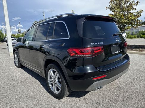 Used 2021 Mercedes-Benz GLB 250 image 4