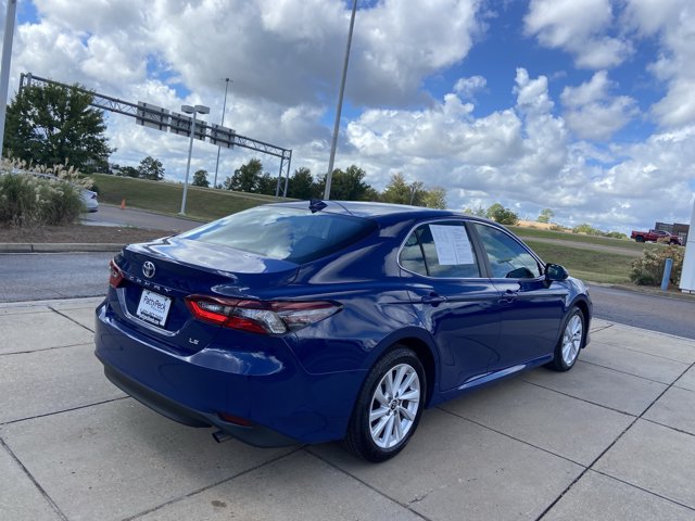 Used 2024 Toyota Camry LE FWD image 11